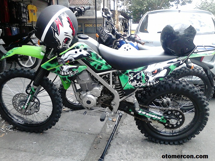 Tips Dan Trik Memilih Warna Striping Lis Motor Mercon Motor
